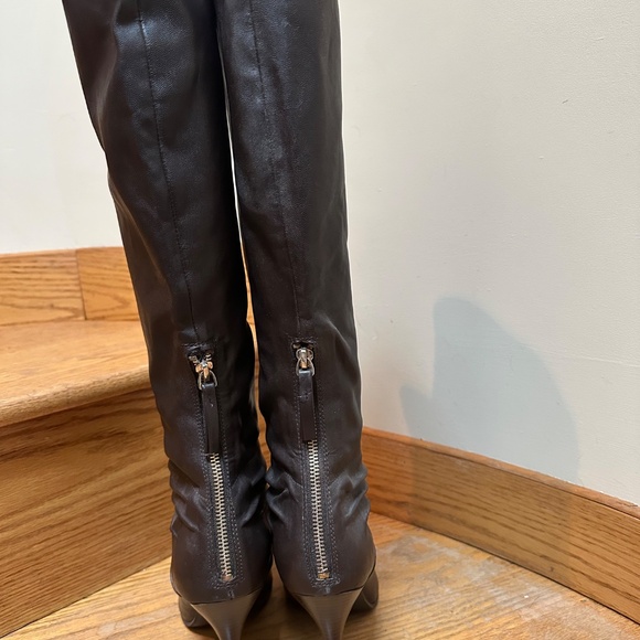 Nine West brown knee-high leather boots with rear zipper size 8 1/2 - Picture 7 of 8